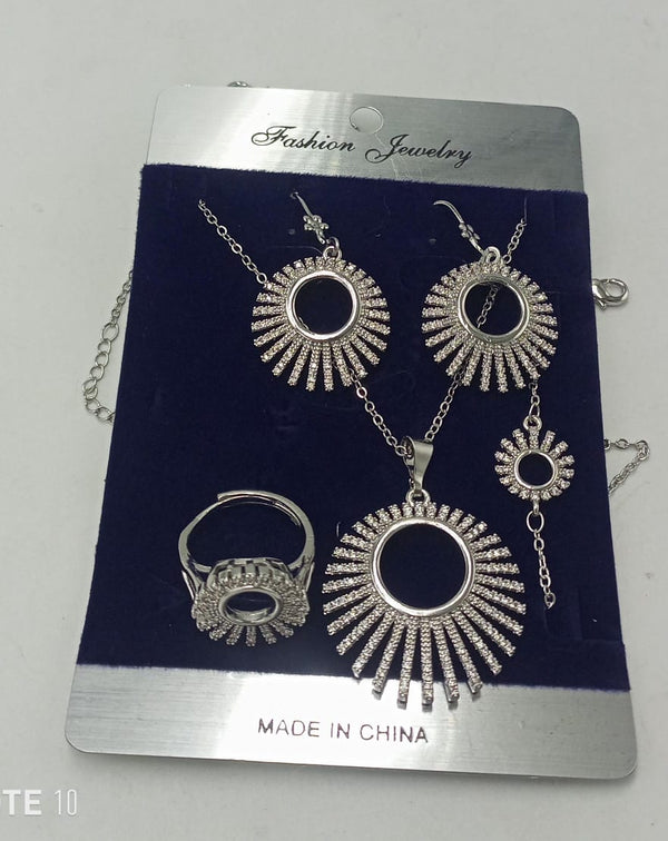 Cubic Zircon Set